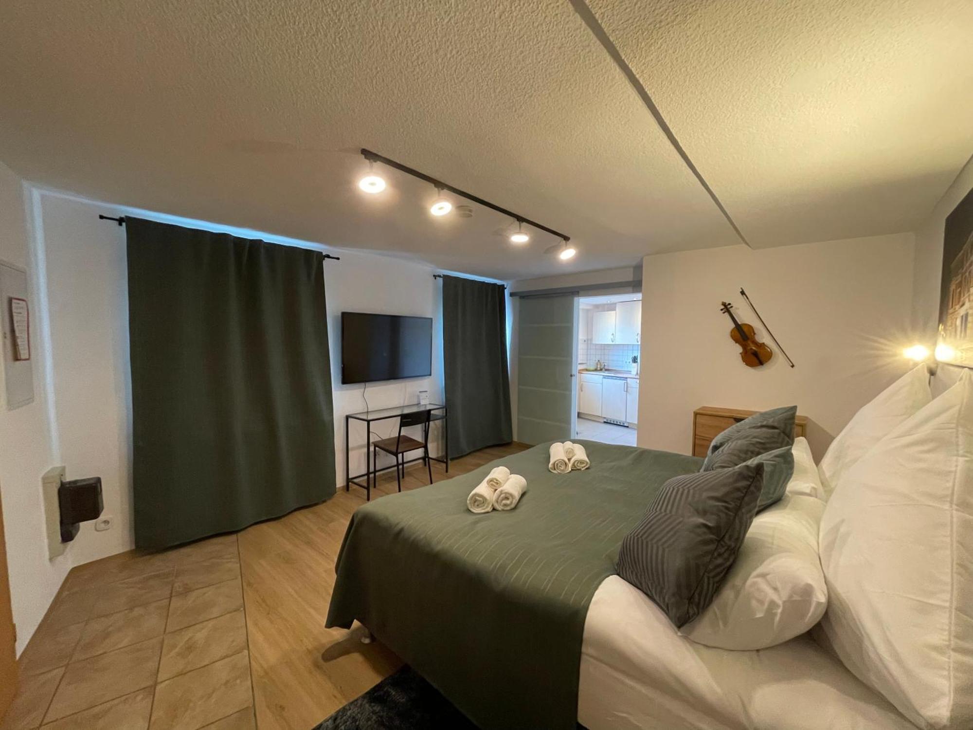באיירוט Apartment Violine1 Am Bahnhof-City מראה חיצוני תמונה