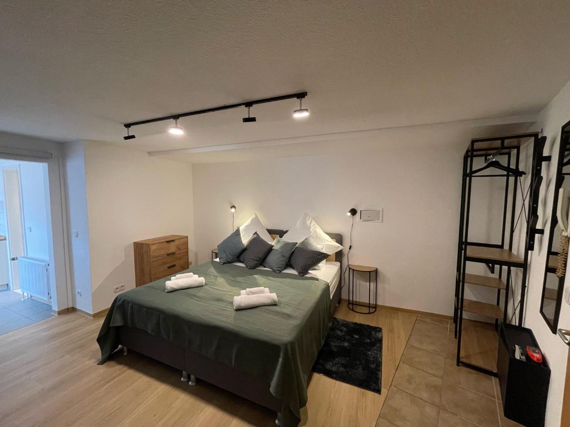 באיירוט Apartment Violine1 Am Bahnhof-City מראה חיצוני תמונה